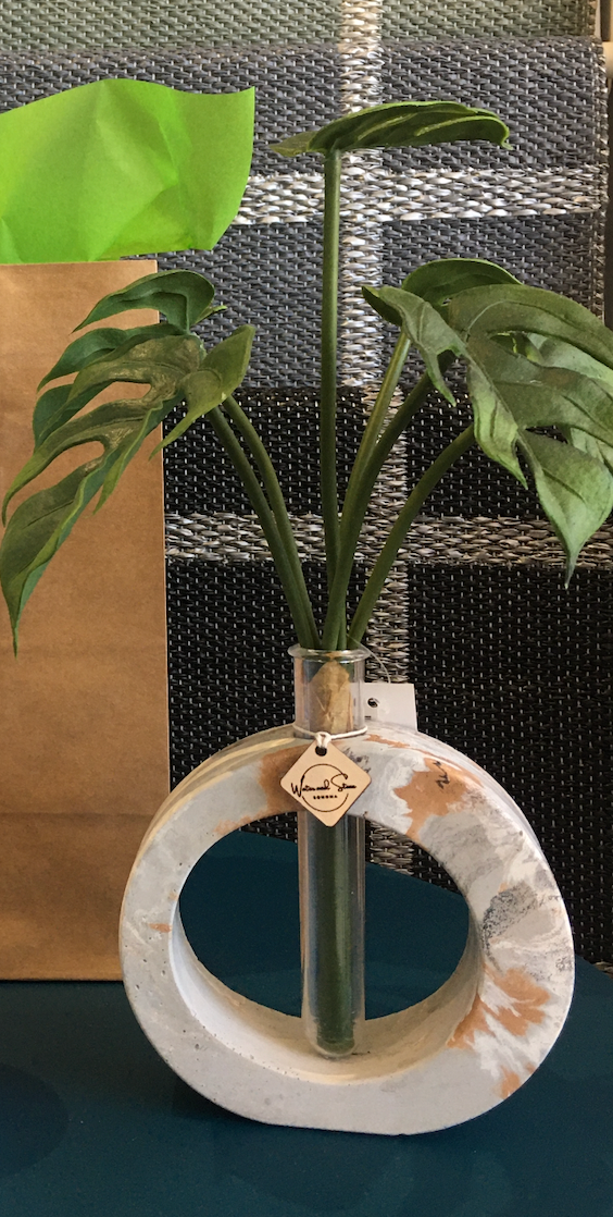 Concrete Propagation Vase